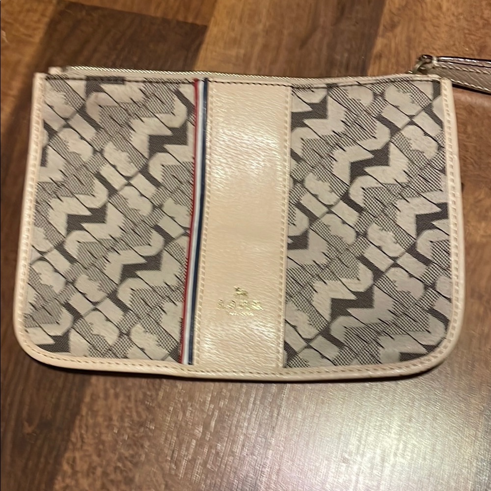L.A.M.B. Pouch